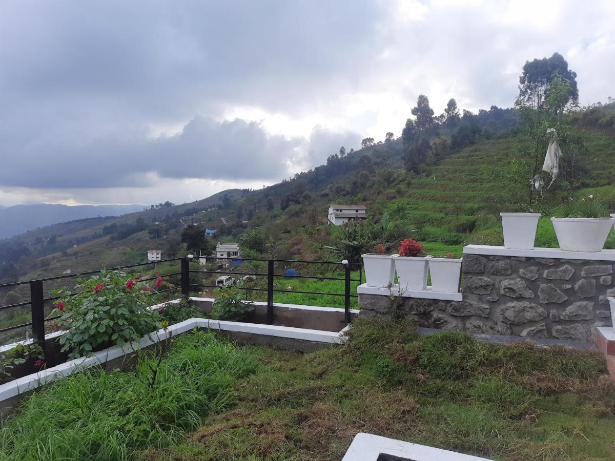 Thesula Valley Lodge *